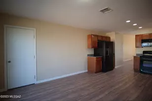102 W District St, Tucson, AZ 85714 - Photo 9