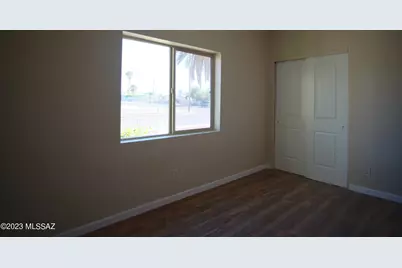 102 W District Street #1, Tucson, AZ 85714 - Photo 17