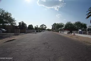 102 W District St, Tucson, AZ 85714 - Photo 29