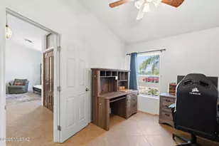 7918 N Sirius Dr, Tucson, AZ 85741 - Photo 9