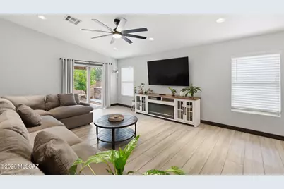 8350 N Austin Nikolas Court, Tucson, AZ 85704 - Photo 7