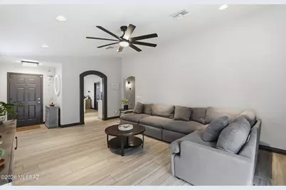 8350 N Austin Nikolas Court, Tucson, AZ 85704 - Photo 3