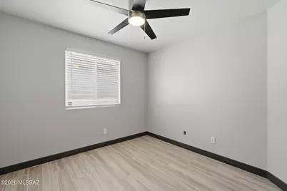 8350 N Austin Nikolas Court, Tucson, AZ 85704 - Photo 17