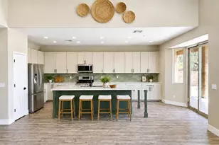 3388 N Star Valley Ln, Tucson, AZ 85745 - Photo 9