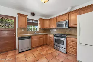 4719 E Scarlett St, Tucson, AZ 85711 - Photo 13