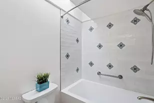 3136 E Macenroe Ln, Tucson, AZ 85716 - Photo 25
