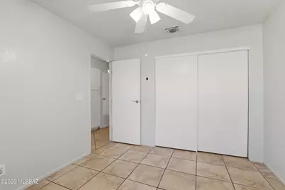 10125 E Domenic Lane, Tucson, AZ 85730 - Photo 15