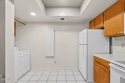 4273 N River Grove Circle #132, Tucson, AZ 85719 - Photo 9