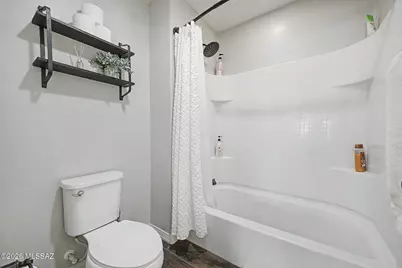 11961 N Silver Village Place, Oro Valley, AZ 85737 - Photo 33