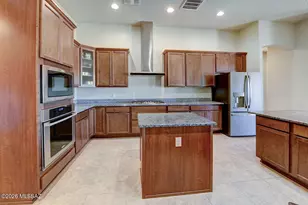 2583 E Reata Ridge Pl, Sahuarita, AZ 85629 - Photo 11