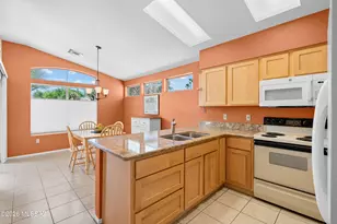2041 E Meteorite Trail, Oro Valley, AZ 85755 - Photo 7