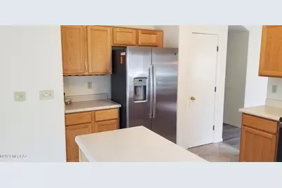 9395 E Lochnay Lane, Tucson, AZ 85747 - Photo 3