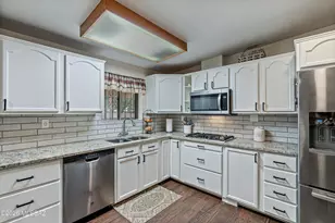 7220 E 42nd St, Tucson, AZ 85730 - Photo 9