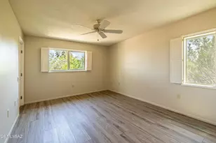 825 W Bella Vista Dr, Green Valley, AZ 85614 - Photo 13