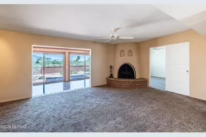 825 W Bella Vista Drive, Green Valley, AZ 85614 - Photo 11