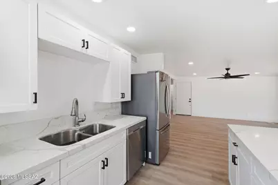 8150 E 5th Street, Tucson, AZ 85710 - Photo 15