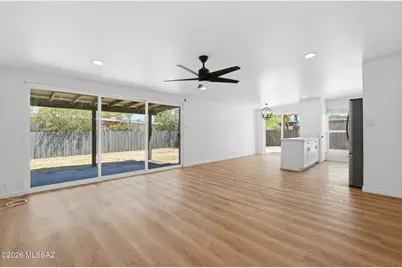 8150 E 5th Street, Tucson, AZ 85710 - Photo 3