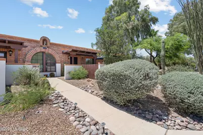 360 S Paseo Pena #C, Green Valley, AZ 85614 - Photo 1