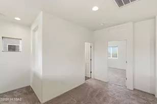 4162 N Thurston Ln, Tucson, AZ 85705 - Photo 11