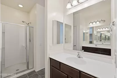 4162 N Thurston Lane #100, Tucson, AZ 85705 - Photo 17