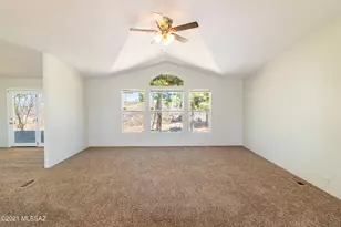 1040 W Barbara Pl, Oracle, AZ 85623 - Photo 3
