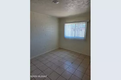 2433 E Cameron Vista, Tucson, AZ 85713 - Photo 5