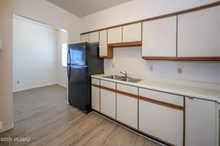 312 E 24th St, Tucson, AZ 85713 - Photo 3