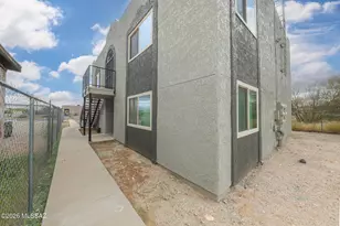 312 E 24th St, Tucson, AZ 85713 - Photo 17
