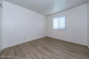 312 E 24th St, Tucson, AZ 85713 - Photo 9