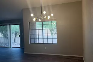321 E Fieldcrest Ln, Tucson, AZ 85737 - Photo 3