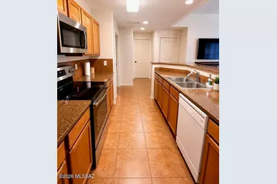 2018 E River Road #102, Tucson, AZ 85718 - Photo 9