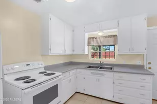 945 E Prince Rd, Tucson, AZ 85719 - Photo 9