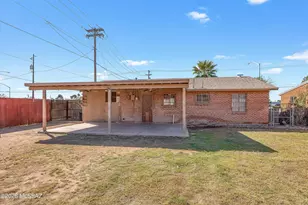 945 E Prince Rd, Tucson, AZ 85719 - Photo 17