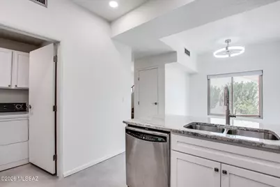 3151 N Tamarisk Lane, Tucson, AZ 85712 - Photo 19