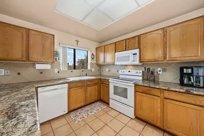 3310 W Morgan Road, Tucson, AZ 85745 - Photo 9
