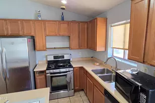 2399 E Calle Lena Verde, Tucson, AZ 85706 - Photo 5