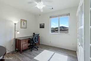 7676 W Copper Crest Pl, Tucson, AZ 85743 - Photo 17