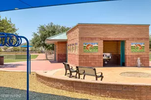 9025 N Clover Way, Tucson, AZ 85743 - Photo 37