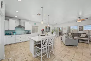 21458 E Patriot Ln, Red Rock, AZ 85145 - Photo 13