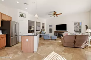 13489 N Holly Grape Dr, Marana, AZ 85658 - Photo 11
