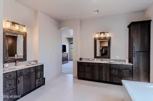 12420 N Carpas Wash Dr, Marana, AZ 85658 - Photo 27