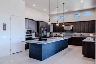 12420 N Carpas Wash Dr, Marana, AZ 85658 - Photo 21