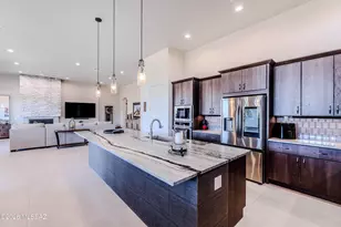 12420 N Carpas Wash Dr, Marana, AZ 85658 - Photo 21