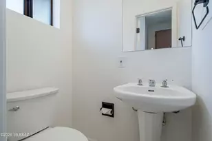 6902 N Camino de las Candelas, Tucson, AZ 85718 - Photo 17