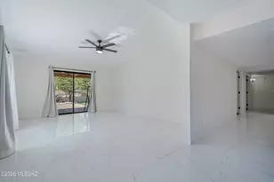 6902 N Camino de las Candelas, Tucson, AZ 85718 - Photo 7