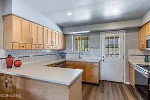 3352 E Fort Lowell Rd, Tucson, AZ 85716 - Photo 13