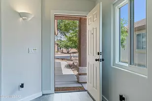 2534 E Chipped Stone Ln, Oro Valley, AZ 85755 - Photo 5