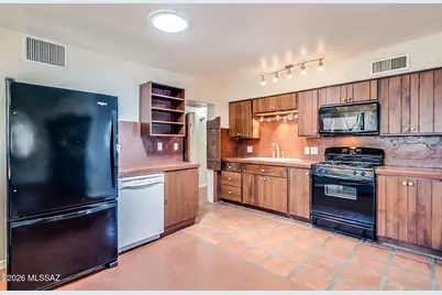 [Address not provided], Tucson, AZ 85711 - Photo 11