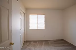 9945 E Apache Rain Dr, Tucson, AZ 85748 - Photo 5