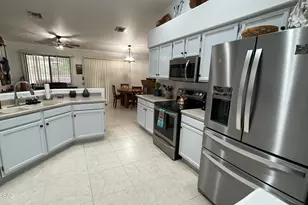 55 N Wellspring Dr, Green Valley, AZ 85614 - Photo 13